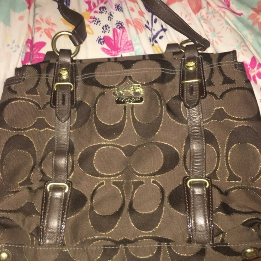 Coach Handbag - Picture 2 of 7